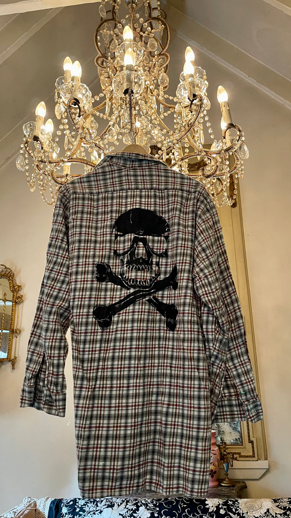 Vintage Flannel - Skull Print  - Number 72 - Size - XL